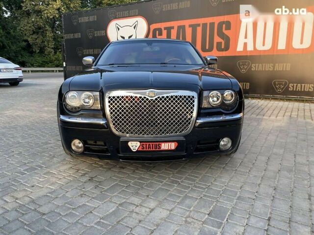 Крайслер 300 2005 в Виннице на Automoto.ua Крайслер 300, объемом двигателя 0 л и пробегом 316 тыс. км за 8900 $, фото 5 на Automoto.ua