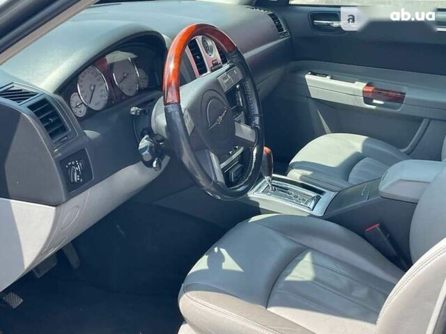 Крайслер 300, объемом двигателя 3 л и пробегом 269 тыс. км за 8190 $, фото 14 на Automoto.ua