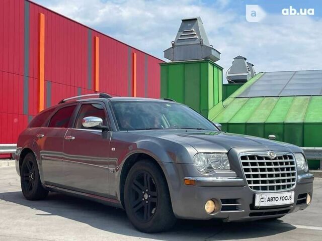 Крайслер 300, объемом двигателя 3 л и пробегом 269 тыс. км за 8190 $, фото 3 на Automoto.ua