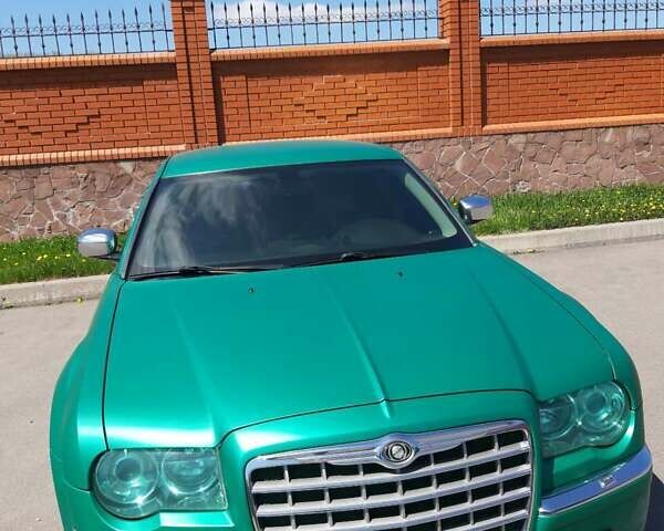 Крайслер 300, объемом двигателя 2.7 л и пробегом 150 тыс. км за 7900 $, фото 5 на Automoto.ua