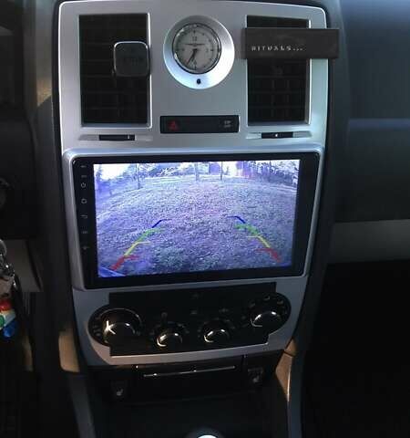 Крайслер 300, объемом двигателя 2.74 л и пробегом 290 тыс. км за 9292 $, фото 14 на Automoto.ua