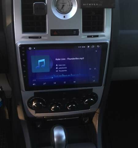 Крайслер 300, объемом двигателя 2.74 л и пробегом 290 тыс. км за 9292 $, фото 15 на Automoto.ua