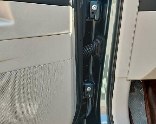 Крайслер 300, объемом двигателя 2.7 л и пробегом 150 тыс. км за 7900 $, фото 19 на Automoto.ua