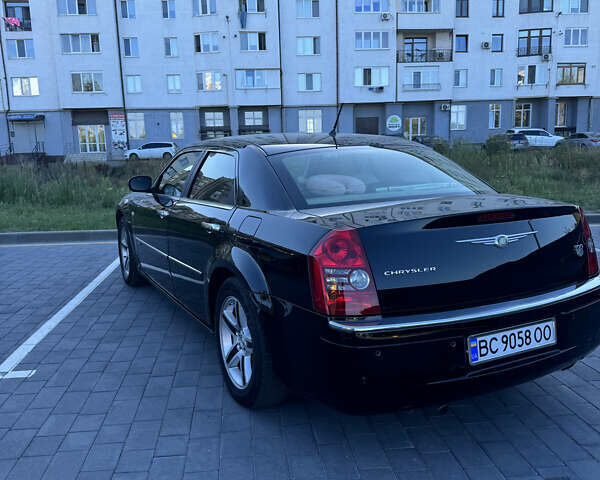 Черный Крайслер 300C, объемом двигателя 3.52 л и пробегом 234 тыс. км за 6950 $, фото 5 на Automoto.ua