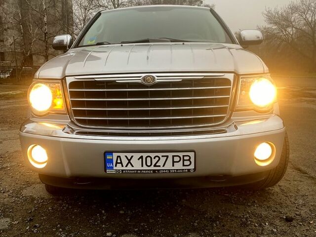 Серый Крайслер Аспен, объемом двигателя 5.7 л и пробегом 273 тыс. км за 11300 $, фото 6 на Automoto.ua