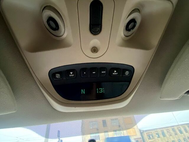 Серый Крайслер Аспен, объемом двигателя 5.7 л и пробегом 273 тыс. км за 11300 $, фото 10 на Automoto.ua