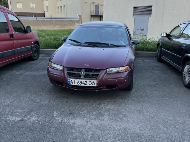 Червоний Крайслер Cirrus, об'ємом двигуна 2.5 л та пробігом 300 тис. км за 2000 $, фото 4 на Automoto.ua