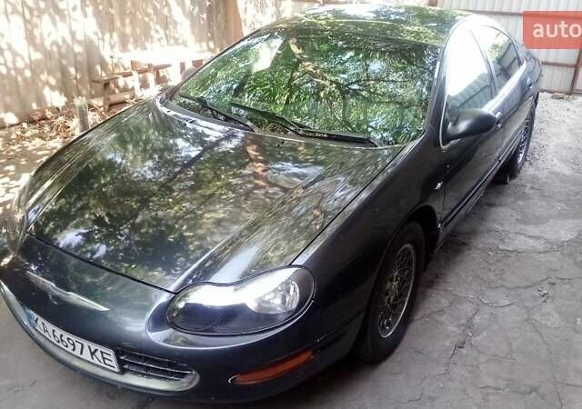 Чорний Крайслер Concorde, об'ємом двигуна 3.2 л та пробігом 263 тис. км за 3500 $, фото 1 на Automoto.ua