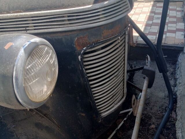 Черный Крайслер Другая, объемом двигателя 2.8 л и пробегом 50 тыс. км за 10000 $, фото 1 на Automoto.ua