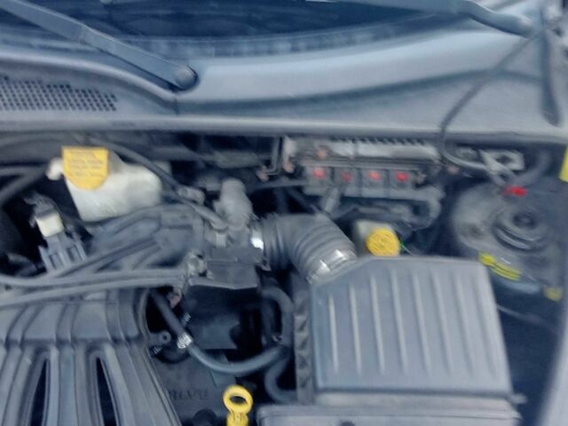 Черный Крайслер Другая, объемом двигателя 2 л и пробегом 125 тыс. км за 5200 $, фото 14 на Automoto.ua