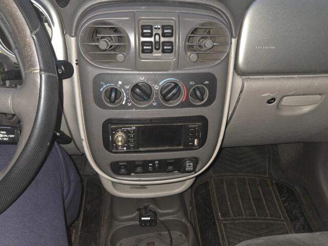 Крайслер Другая 2001 в Першотравенске на Automoto.ua Серый Крайслер Другая, объемом двигателя 2 л и пробегом 300 тыс. км за 1682 $, фото 13 на Automoto.ua