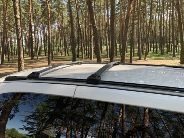 Белый Крайслер Гранд Вояджер, объемом двигателя 2.8 л и пробегом 340 тыс. км за 63000 $, фото 13 на Automoto.ua