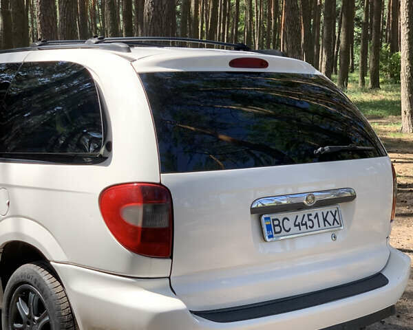 Белый Крайслер Гранд Вояджер, объемом двигателя 2.78 л и пробегом 346 тыс. км за 6100 $, фото 11 на Automoto.ua
