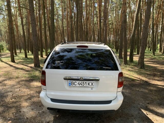 Білий Крайслер Grand Voyager, об'ємом двигуна 2.8 л та пробігом 340 тис. км за 6500 $, фото 12 на Automoto.ua