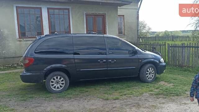 Черный Крайслер Гранд Вояджер, объемом двигателя 2.5 л и пробегом 250 тыс. км за 6500 $, фото 5 на Automoto.ua