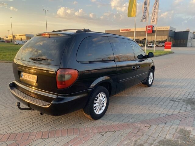 Чорний Крайслер Grand Voyager, об'ємом двигуна 2.8 л та пробігом 274 тис. км за 5800 $, фото 3 на Automoto.ua
