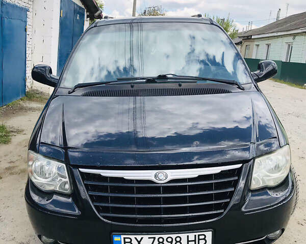 Чорний Крайслер Grand Voyager, об'ємом двигуна 2.8 л та пробігом 350 тис. км за 4800 $, фото 2 на Automoto.ua