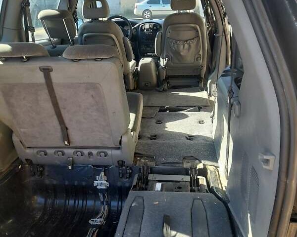 Чорний Крайслер Grand Voyager, об'ємом двигуна 2.78 л та пробігом 257 тис. км за 6300 $, фото 7 на Automoto.ua