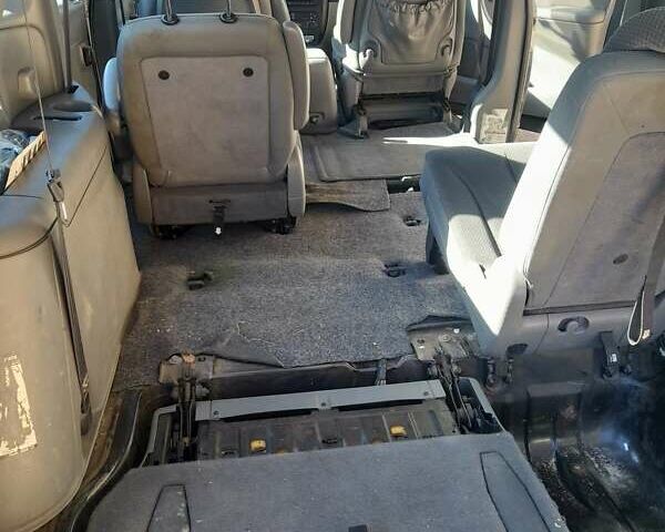Чорний Крайслер Grand Voyager, об'ємом двигуна 2.78 л та пробігом 257 тис. км за 6300 $, фото 5 на Automoto.ua