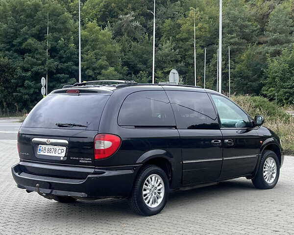 Чорний Крайслер Grand Voyager, об'ємом двигуна 2.8 л та пробігом 281 тис. км за 6399 $, фото 3 на Automoto.ua