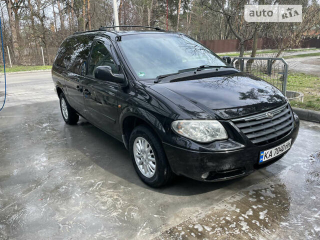 Чорний Крайслер Grand Voyager, об'ємом двигуна 2.8 л та пробігом 190 тис. км за 8700 $, фото 11 на Automoto.ua