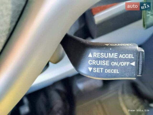 Чорний Крайслер Grand Voyager, об'ємом двигуна 2.78 л та пробігом 300 тис. км за 9100 $, фото 10 на Automoto.ua