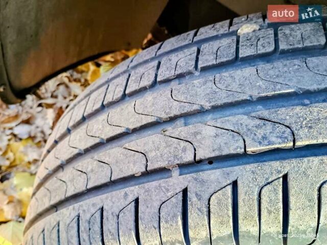 Чорний Крайслер Grand Voyager, об'ємом двигуна 2.78 л та пробігом 300 тис. км за 9100 $, фото 27 на Automoto.ua