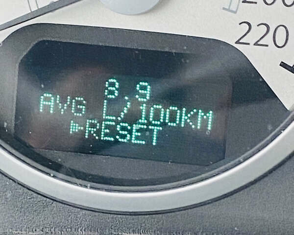 Черный Крайслер Гранд Вояджер, объемом двигателя 2.78 л и пробегом 415 тыс. км за 11700 $, фото 16 на Automoto.ua