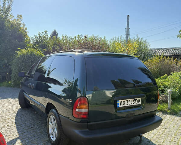 Крайслер Grand Voyager, об'ємом двигуна 3.3 л та пробігом 200 тис. км за 4500 $, фото 4 на Automoto.ua