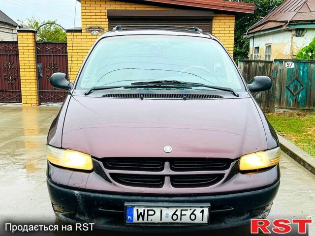 Крайслер Гранд Вояджер, объемом двигателя 2.5 л и пробегом 425 тыс. км за 1500 $, фото 7 на Automoto.ua