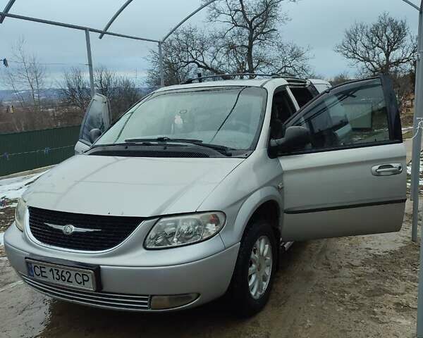 Крайслер Grand Voyager, об'ємом двигуна 2.5 л та пробігом 300 тис. км за 4100 $, фото 3 на Automoto.ua