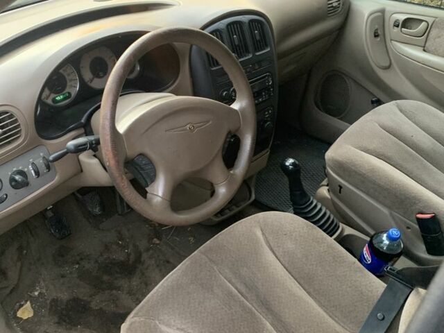 Крайслер Grand Voyager 2002 у Синельниковом на Automoto.ua Крайслер Grand Voyager, об'ємом двигуна 2.5 л та пробігом 400 тис. км за 2600 $, фото 7 на Automoto.ua