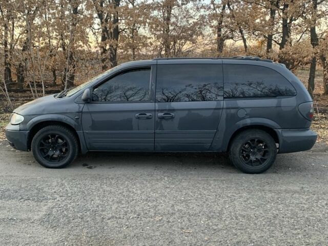Крайслер Grand Voyager 2002 у Синельниковом на Automoto.ua Крайслер Grand Voyager, об'ємом двигуна 2.5 л та пробігом 400 тис. км за 2600 $, фото 5 на Automoto.ua