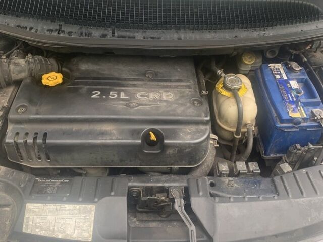 Крайслер Grand Voyager 2002 у Синельниковом на Automoto.ua Крайслер Grand Voyager, об'ємом двигуна 2.5 л та пробігом 400 тис. км за 2600 $, фото 9 на Automoto.ua