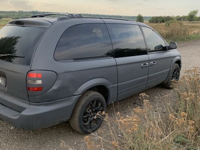 Крайслер Grand Voyager, об'ємом двигуна 2.5 л та пробігом 450 тис. км за 2000 $, фото 6 на Automoto.ua