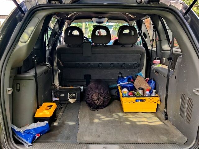 Крайслер Гранд Вояджер 2005 в Первомайск на Automoto.ua Крайслер Гранд Вояджер, объемом двигателя 2.8 л и пробегом 450 тыс. км за 2280 $, фото 3 на Automoto.ua