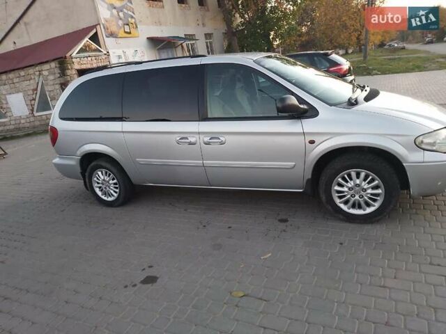 Крайслер Grand Voyager, об'ємом двигуна 2.8 л та пробігом 200 тис. км за 6200 $, фото 18 на Automoto.ua