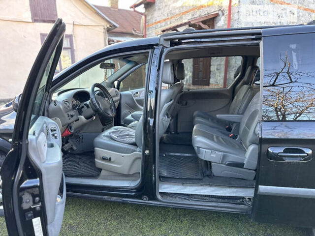 Крайслер Grand Voyager, об'ємом двигуна 2.8 л та пробігом 250 тис. км за 6500 $, фото 24 на Automoto.ua