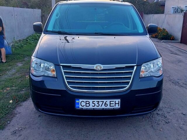 Крайслер Grand Voyager, об'ємом двигуна 2.8 л та пробігом 260 тис. км за 12700 $, фото 5 на Automoto.ua