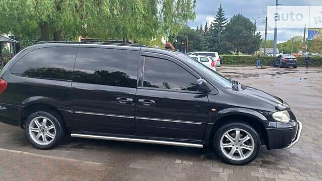 Крайслер Grand Voyager, об'ємом двигуна 2.78 л та пробігом 352 тис. км за 6500 $, фото 17 на Automoto.ua