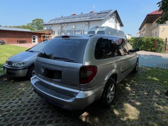 Сірий Крайслер Grand Voyager, об'ємом двигуна 2.8 л та пробігом 240 тис. км за 3300 $, фото 3 на Automoto.ua