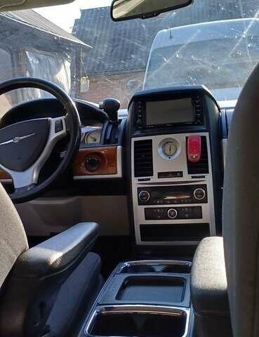 Сірий Крайслер Grand Voyager, об'ємом двигуна 2.78 л та пробігом 310 тис. км за 7300 $, фото 13 на Automoto.ua