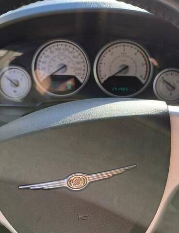 Сірий Крайслер Grand Voyager, об'ємом двигуна 2.78 л та пробігом 310 тис. км за 7300 $, фото 15 на Automoto.ua