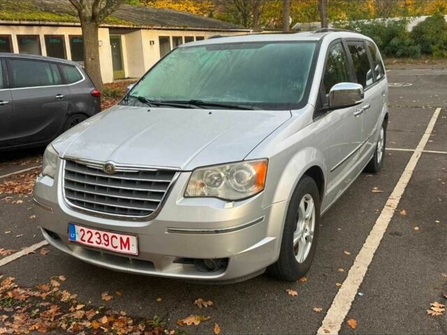 Серый Крайслер Гранд Вояджер, объемом двигателя 2.8 л и пробегом 238 тыс. км за 5999 $, фото 8 на Automoto.ua