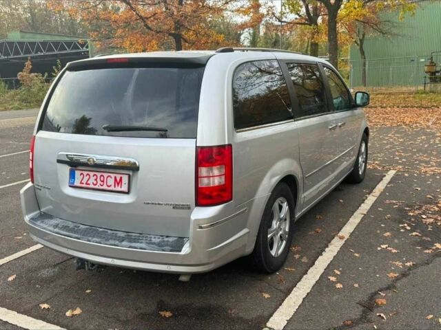 Серый Крайслер Гранд Вояджер, объемом двигателя 2.8 л и пробегом 238 тыс. км за 5999 $, фото 10 на Automoto.ua