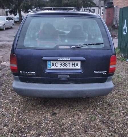 Синій Крайслер Grand Voyager, об'ємом двигуна 2.5 л та пробігом 293 тис. км за 2750 $, фото 5 на Automoto.ua