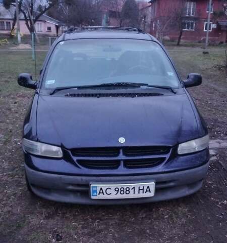 Синій Крайслер Grand Voyager, об'ємом двигуна 2.5 л та пробігом 293 тис. км за 2750 $, фото 6 на Automoto.ua