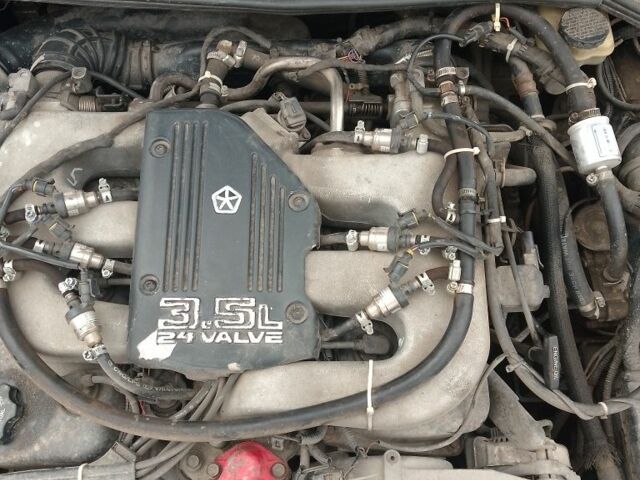 Зелений Крайслер Intrepid, об'ємом двигуна 3.5 л та пробігом 186 тис. км за 966 $, фото 7 на Automoto.ua