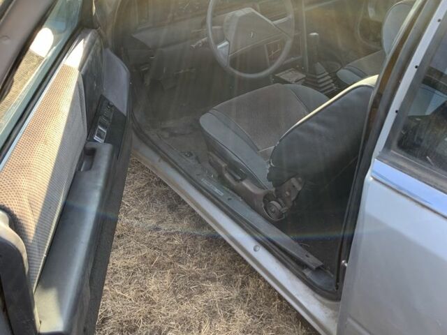 Крайслер ЛЕ Барон 1987 в Одессе на Automoto.ua Серый Крайслер ЛЕ Барон, объемом двигателя 2.2 л и пробегом 200 тыс. км за 800 $, фото 1 на Automoto.ua