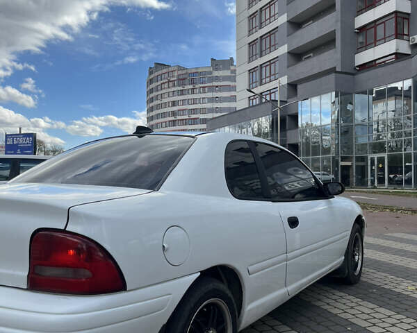 Білий Крайслер Neon, об'ємом двигуна 2 л та пробігом 170 тис. км за 1699 $, фото 7 на Automoto.ua